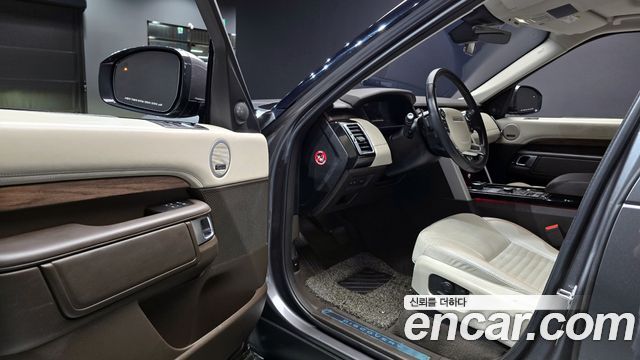 Land Rover Discovery 3.0 TD6 HSE Luxury