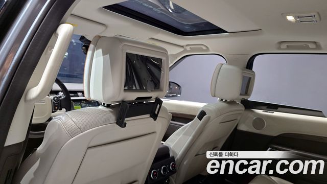 Land Rover Discovery 3.0 TD6 HSE Luxury