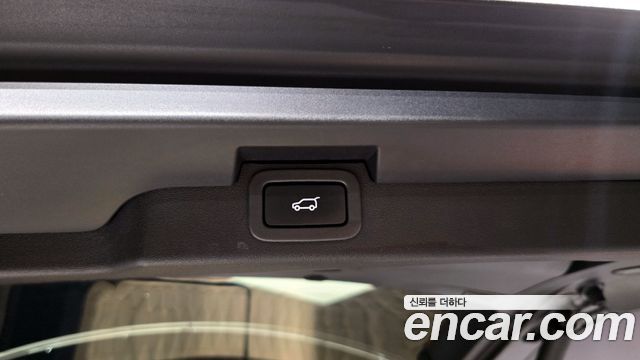 Land Rover Discovery 3.0 TD6 HSE Luxury