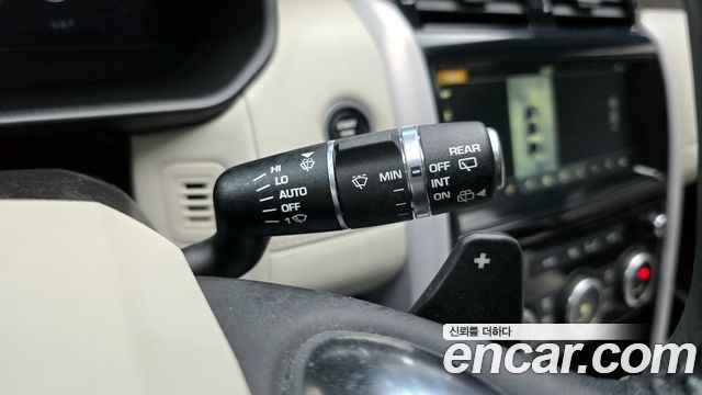 Land Rover Discovery 3.0 TD6 HSE Luxury