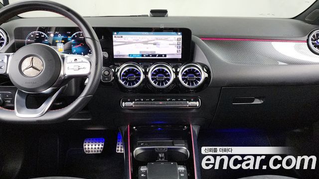Mercedes-Benz GLA-Class GLA250 4MATIC
