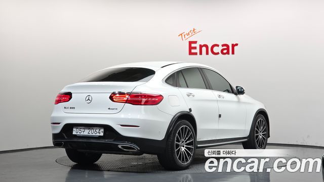 Mercedes-Benz GLC-Class GLC300 4MATIC AMG Line Coupe