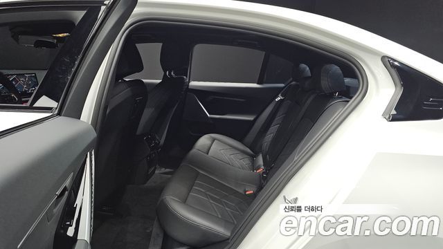BMW 5-Series 520i M Sport