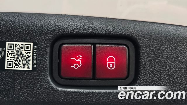 Mercedes-Benz E-Class E200 Avantgarde
