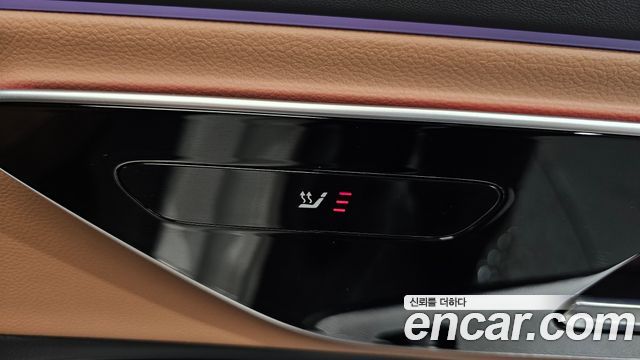 Mercedes-Benz E-Class E200 Avantgarde