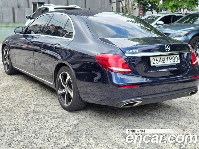 Mercedes-Benz E-Class E250 Avantgarde