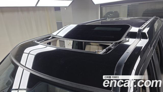 Land Rover Discovery 3.0 SDV6 SE