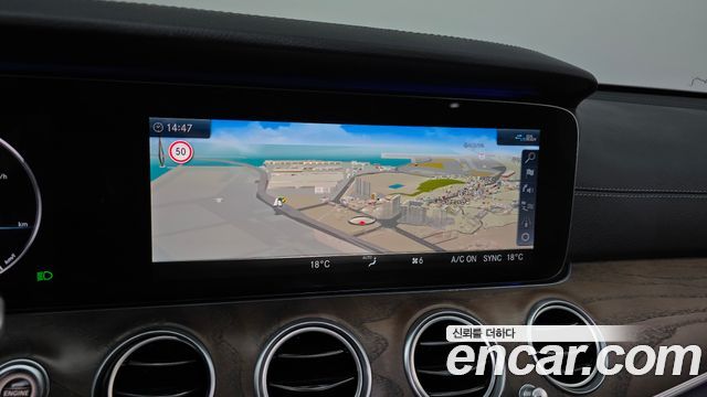 Mercedes-Benz E-Class E300 4MATIC Exclusive
