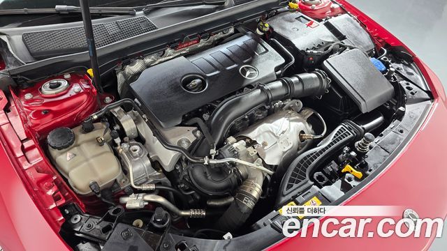 Mercedes-Benz CLA-Class CLA250 4MATIC
