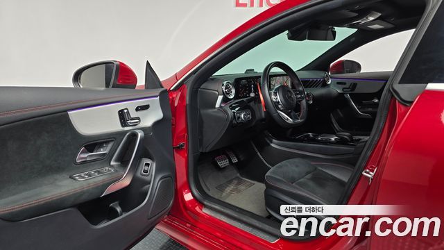 Mercedes-Benz CLA-Class CLA250 4MATIC