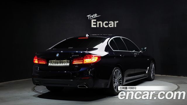 BMW 5-Series 530i M Sport Package Plus