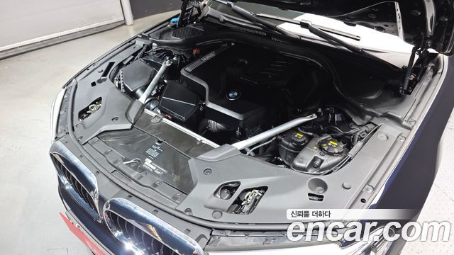 BMW 5-Series 530i M Sport Package Plus
