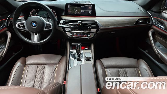 BMW 5-Series 530i M Sport Package Plus