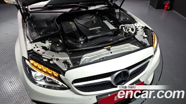 Mercedes-Benz C-Class C200 Cabriolet