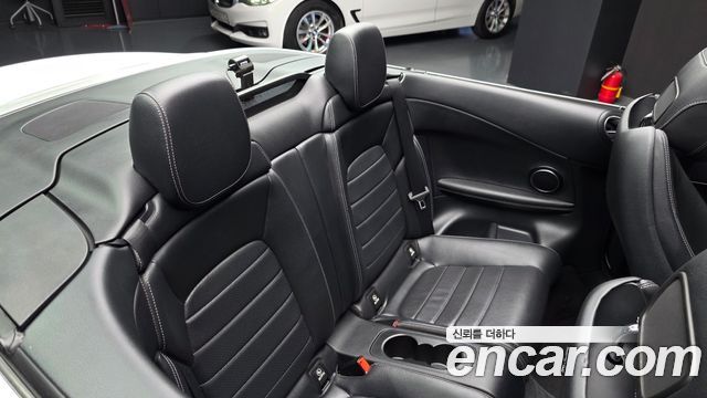 Mercedes-Benz C-Class C200 Cabriolet