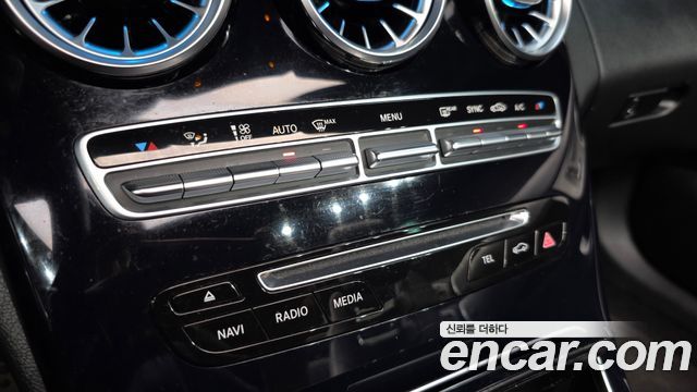 Mercedes-Benz C-Class C200 Cabriolet