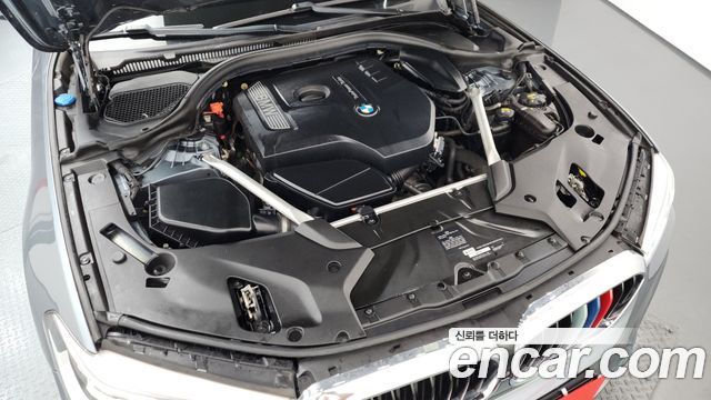 BMW 5-Series 530i xDrive M Sport Package Plus