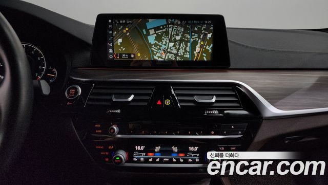 BMW 5-Series 530i xDrive M Sport Package Plus