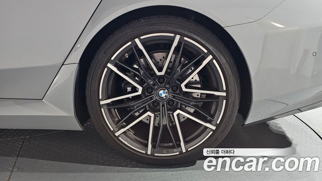 BMW M5 M5 Sedan