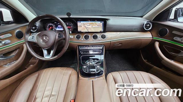 Mercedes-Benz E-Class E220d Exclusive