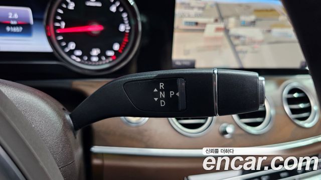 Mercedes-Benz E-Class E220d Exclusive