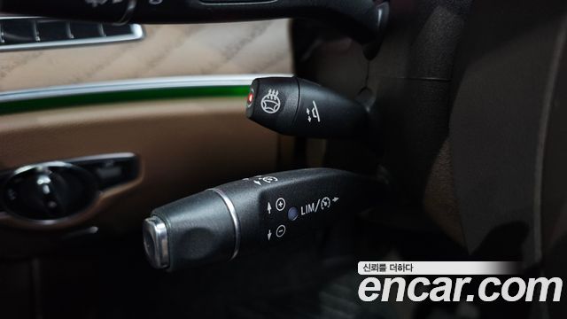 Mercedes-Benz E-Class E220d Exclusive