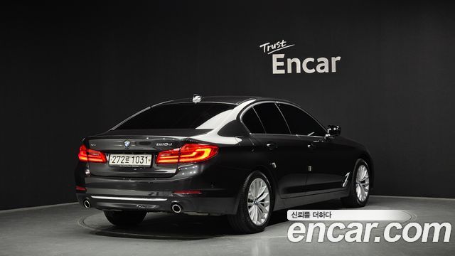 BMW 5-Series 520d xDrive Luxury Plus