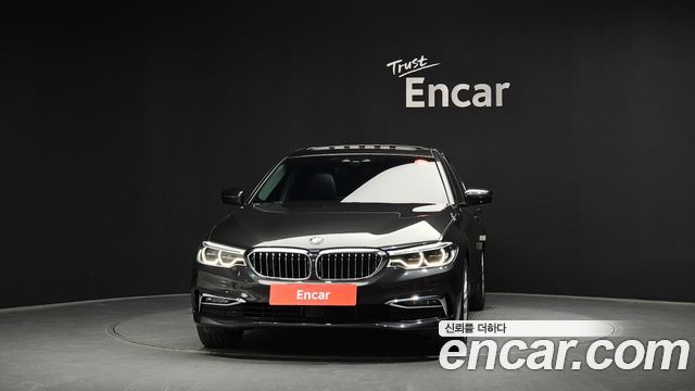 BMW 5-Series 520d xDrive Luxury Plus