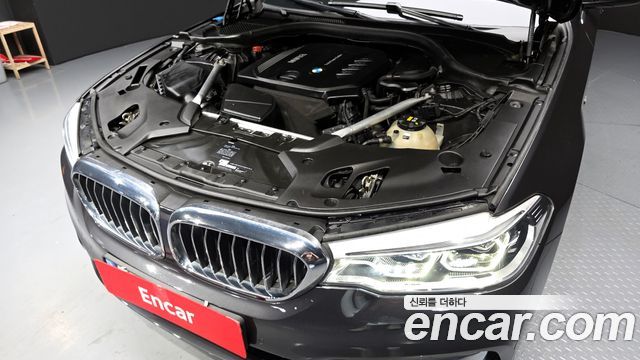 BMW 5-Series 520d Luxury Special Edition