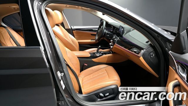 BMW 5-Series 520d Luxury Special Edition