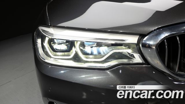 BMW 5-Series 520d Luxury Special Edition
