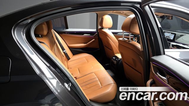 BMW 5-Series 520d Luxury Special Edition