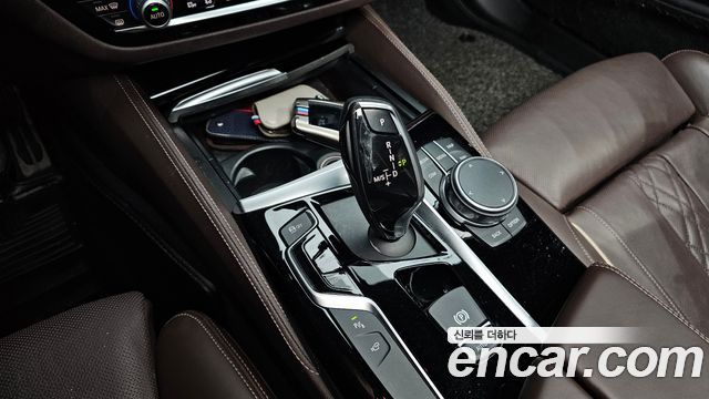 BMW 5-Series 520d xDrive M Sport Package Plus