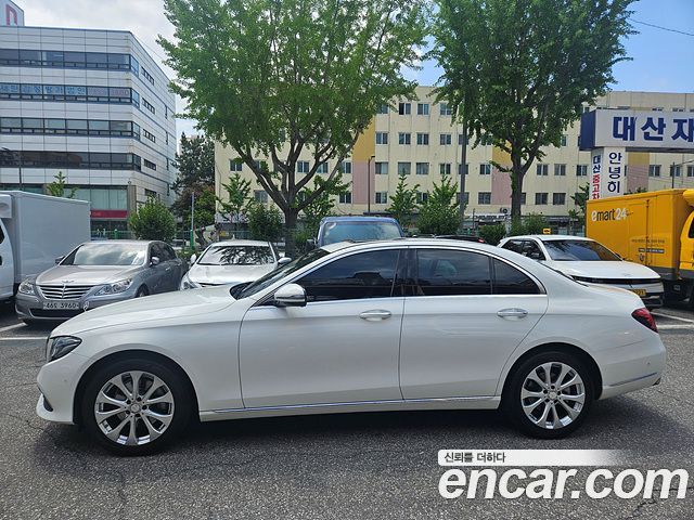 Mercedes-Benz E-Class E220d Exclusive