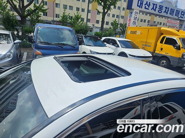 Mercedes-Benz E-Class E220d Exclusive