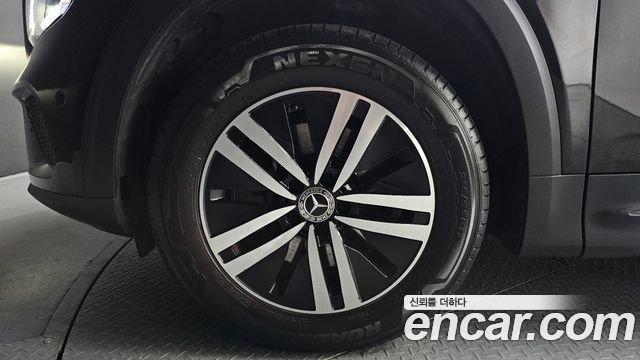 Mercedes-Benz GLB-Class GLB200 d