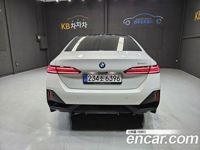 BMW 5-Series 520i M Sport