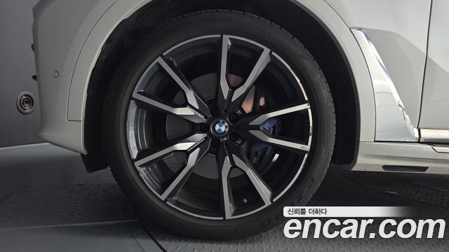 BMW X7 xDrive 40i M Sport 6STR