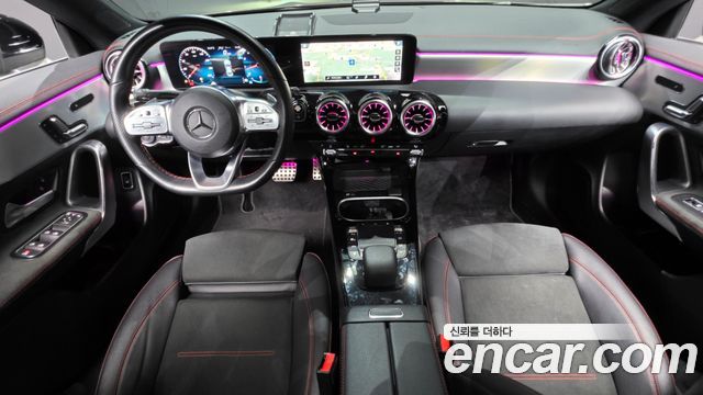 Mercedes-Benz CLA-Class CLA250 4MATIC