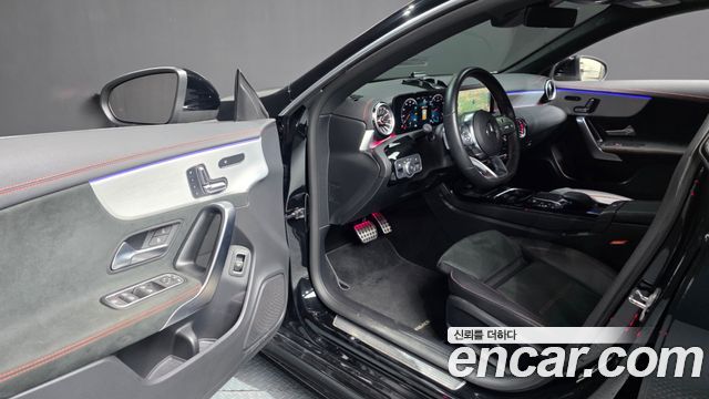 Mercedes-Benz CLA-Class CLA250 4MATIC