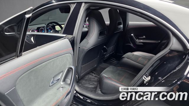 Mercedes-Benz CLA-Class CLA250 4MATIC