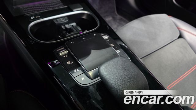 Mercedes-Benz CLA-Class CLA250 4MATIC