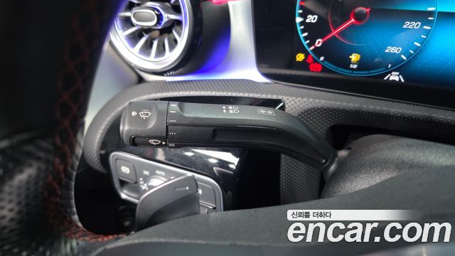 Mercedes-Benz CLA-Class CLA250 4MATIC