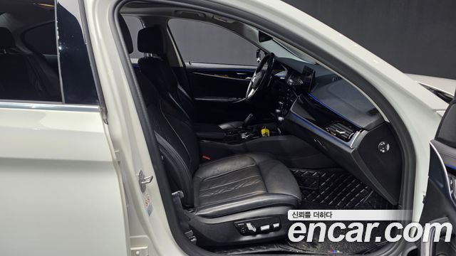 BMW 5-Series 530i Luxury Plus