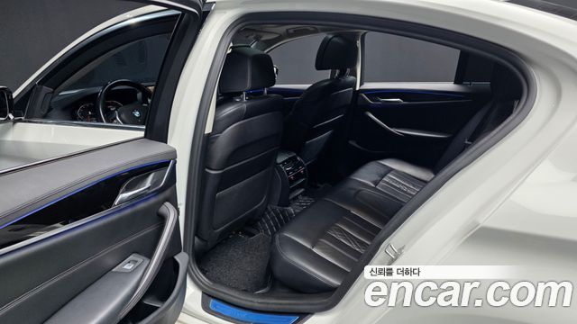 BMW 5-Series 530i Luxury Plus