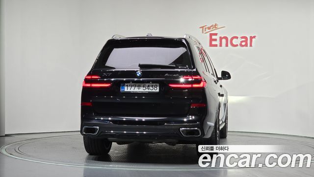 BMW X7 xDrive 40i M Sport 7STR