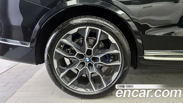 BMW X7 xDrive 40i M Sport 7STR