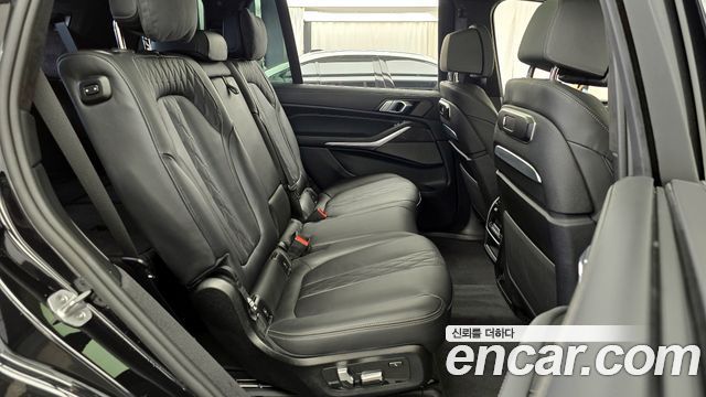 BMW X7 xDrive 40i M Sport 7STR
