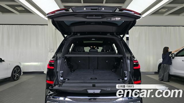 BMW X7 xDrive 40i M Sport 7STR