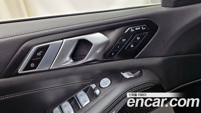 BMW X7 xDrive 40i M Sport 7STR